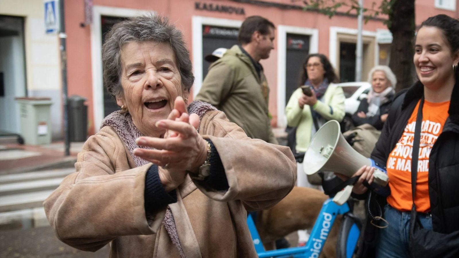 Maricarmen, durante un acto para frenar su desahucio.