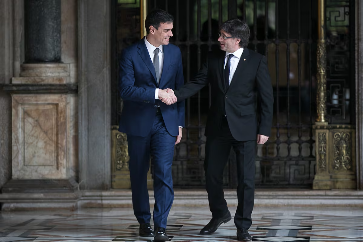El portazo de Puigdemont a la ley de vivienda deja a Pedro Sánchez en la cuerda floja